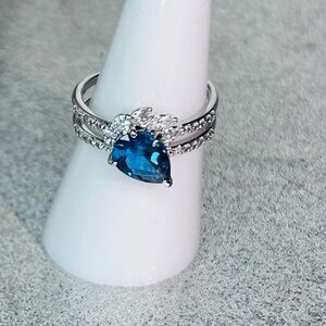 Bomb Party Dazzling Lab Created Sapphire Cubic Zirconia Ring Size 8